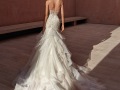 Designer Hochzeitskleider von Pronovias - Modell VIENIES