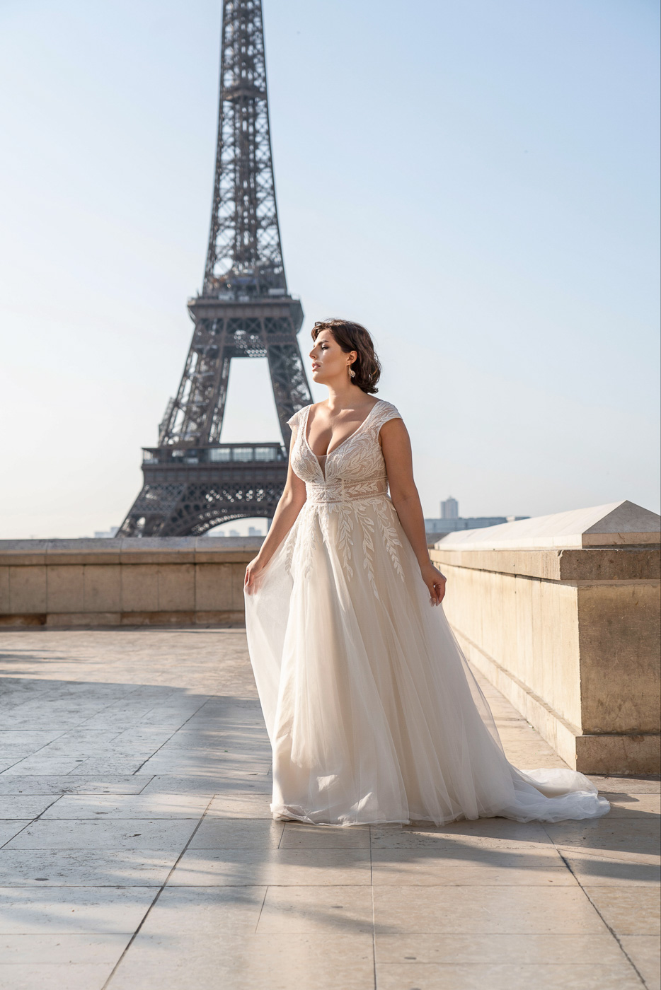 Brautkleid aus der aktuellen Mode de Pol Kollektion 2024 - LO-429T_05