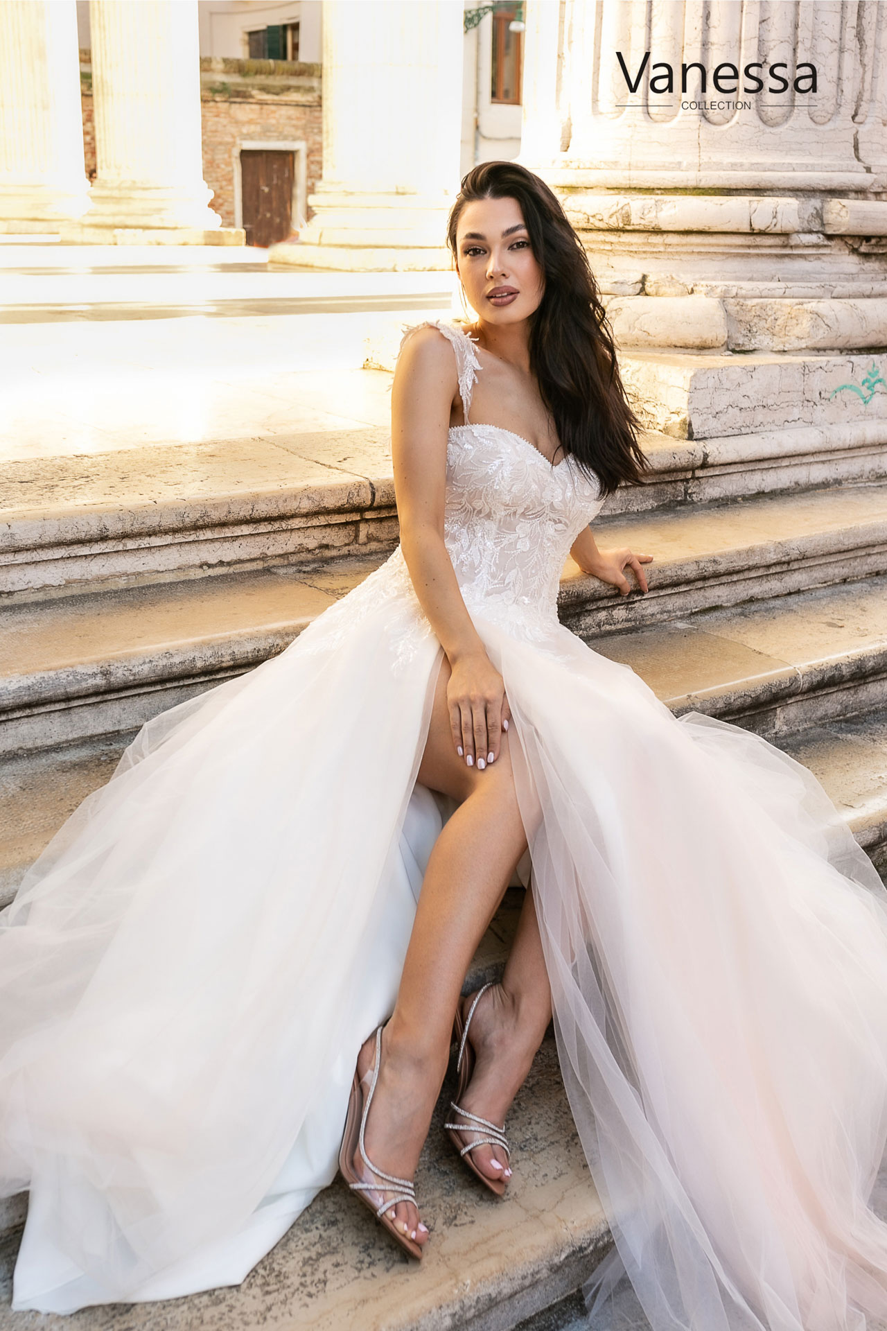 2405 | Vanessa Collection Hochzeitskleid von Trendkollektion Vanessa aus Polen